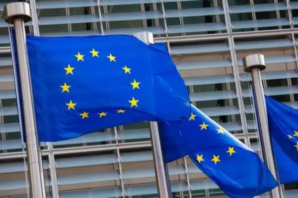 ЄС планує накласти санкції на китайські банки за допомогу Росії