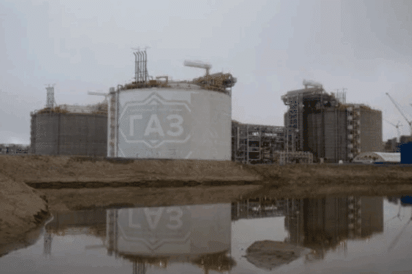Росія намагається відновити експорт скрапленого газу, зірваний санкціями