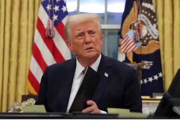 Трамп пригрозив «швидко покінчити» з БРІКС