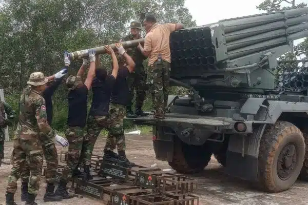 У Таїланді раптово припинили бої з Камбоджею