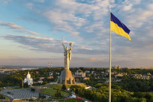 НАБУ атакує співробітників СБУ, які протидіють росії. Також Бюро зриває ракетну програму України