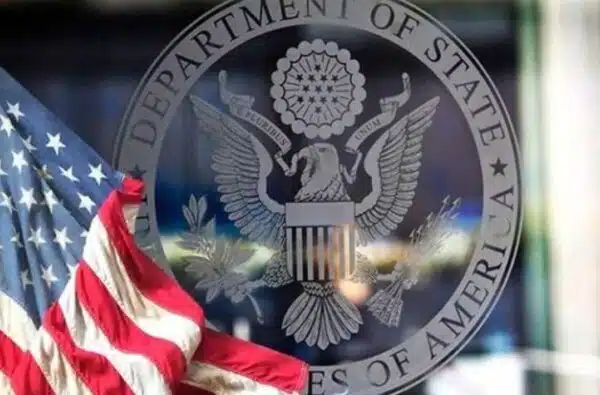 США закликали своїх громадян негайно залишити росію