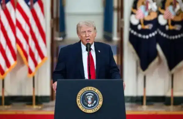 Трамп підвищив мита на автомобілі з Європи