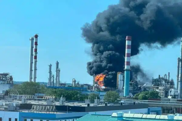 На угорському НПЗ MOL прогримів вибух