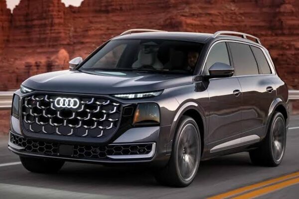 Audi Q9 представили як семимісний позашляховик за 108 тисяч євро