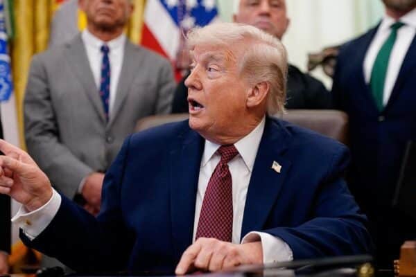 Трамп дав Ірану час до суботи: які умови США висувають Тегерану