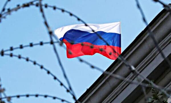 Один шанс на 300 років: як Україні завершити війну й вийти з орбіти Росії