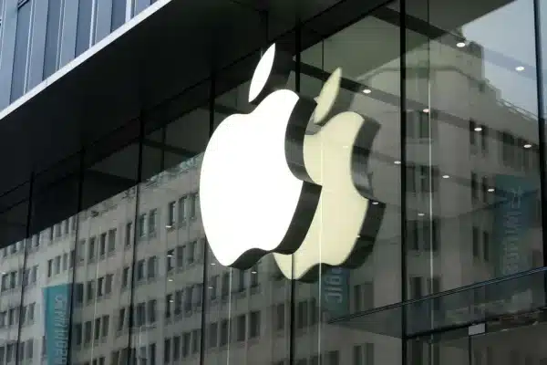 Компанію Apple зобовʼязали виплатити $5,7 млрд у справі про патент на технологію тактильного відгуку