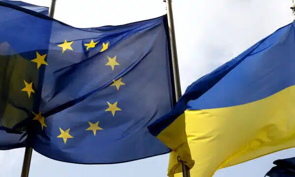 Рада ЄС схвалила виплату Україні майже €3 млрд