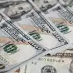 Долар злетів до максимуму з травня 2025-го: інфляція в США б’є по гривні