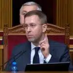 «Ніякої зради там немає»: Корецький пообіцяв критичним підприємствам збереження бронювання